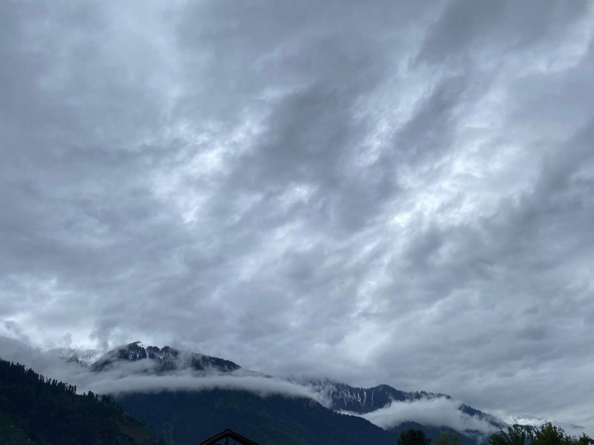 The Himalayan Chalet - Manali (Himachal Pradesh) — Photos 1
